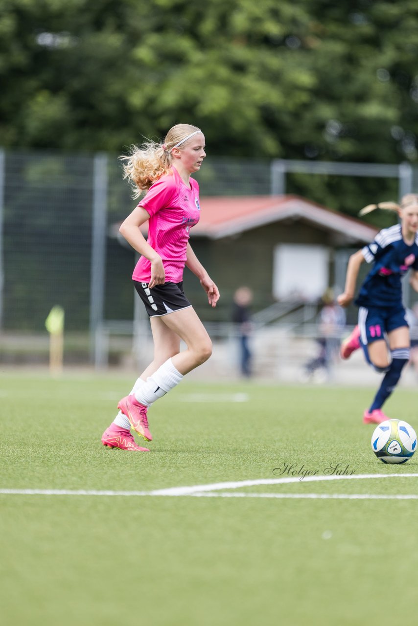 Bild 124 - wCJ Osterroenfelder TSV - VfL Pinneberg : Ergebnis: 0:15